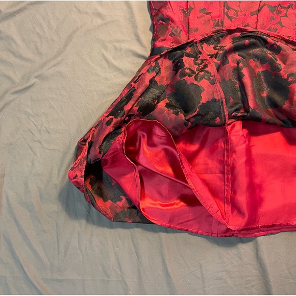 Children’s Place Red Jacquard Pleated Special Occasion Holiday Dress Girls 12 - Picture 6 of 8